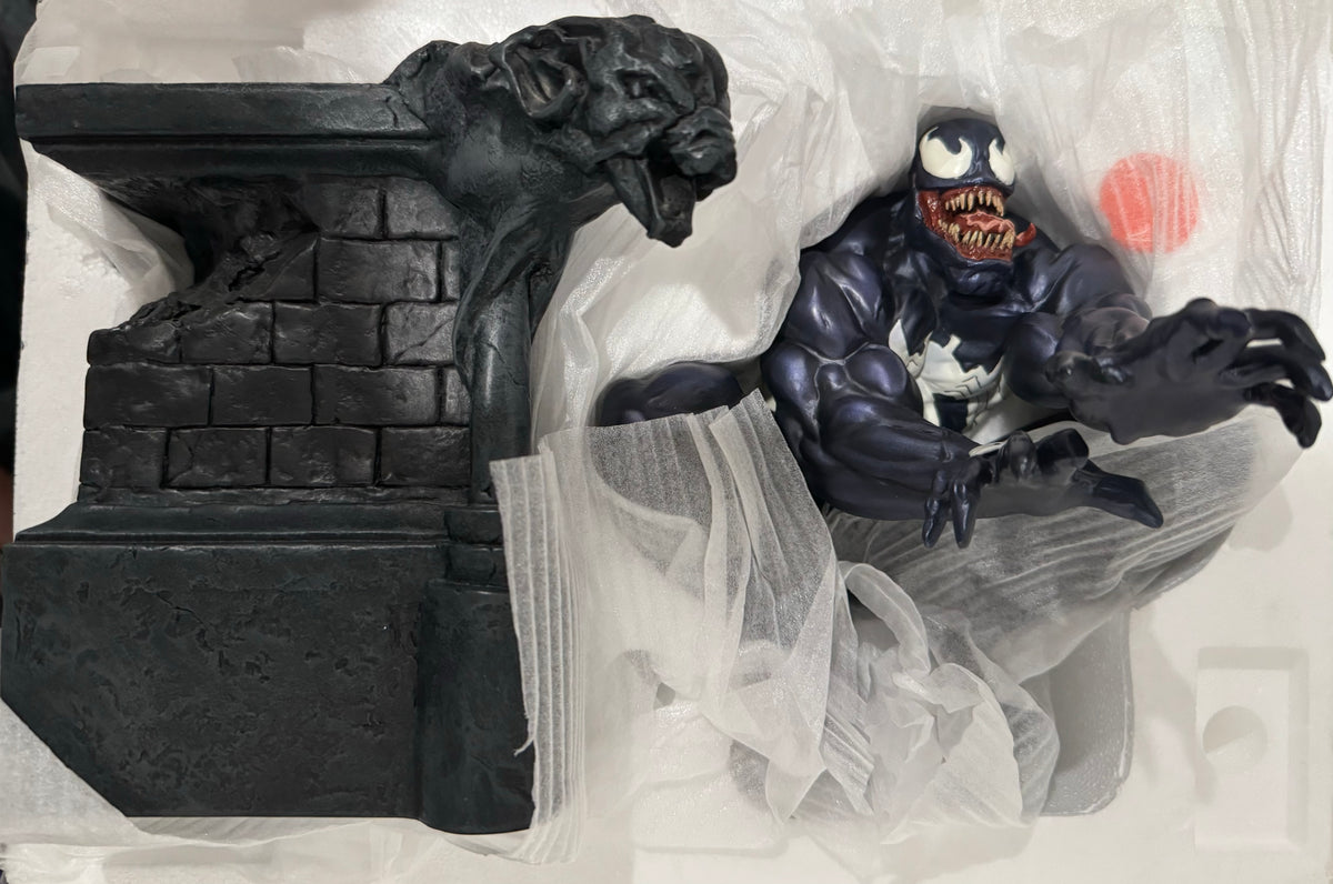 Bowen Designs Marvel Classic Venom Full-Size Statue numbered 1945