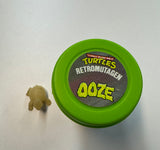Playmates 1989 TMNT Retromutagen OOZE Empty Container w/ GITD Turtle!