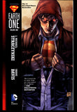 Superman Earth One DC Comics 2013 First Printing Trade Paper Back