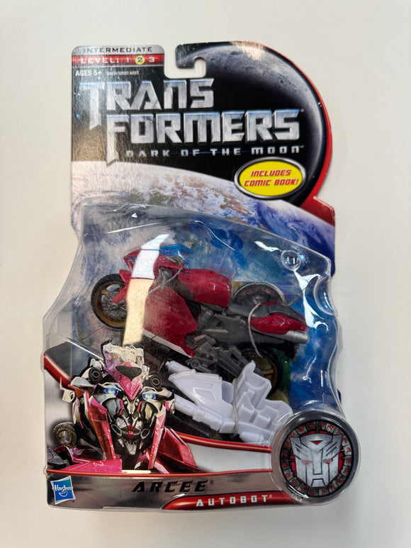 Hasbro 2010 Transformers Dark of the Moon ARCEE NIP