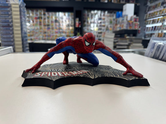 NECA 2003 Amazing Spider-Man Marvel Collector's Club Statue 1179/2500