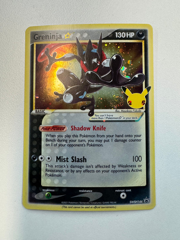 Pokémon TCG 2021 Greninja Celebrations 25th Promo Holo SWSH 144 NM